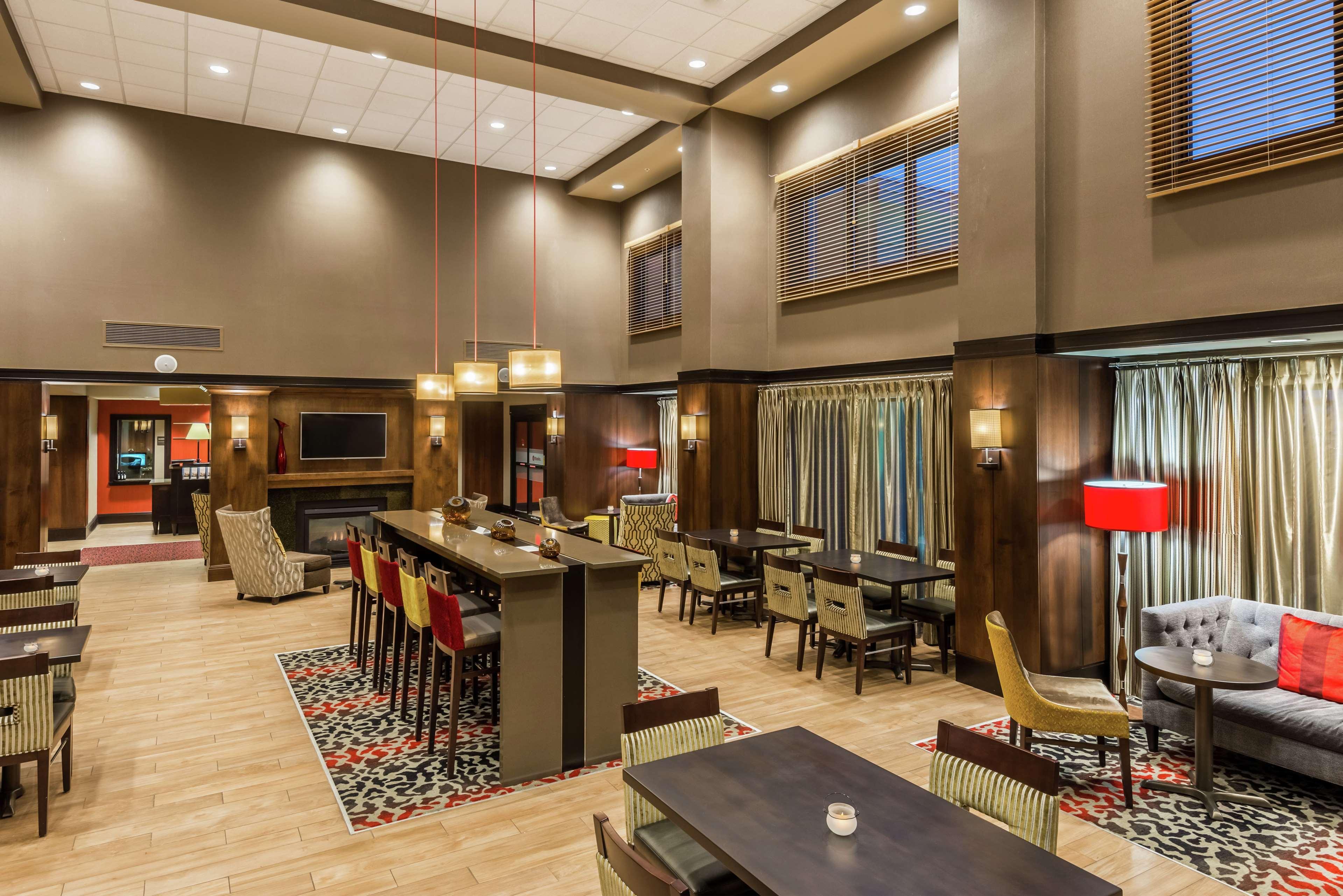 Hampton Inn & Suites Columbus Polaris Bagian luar foto