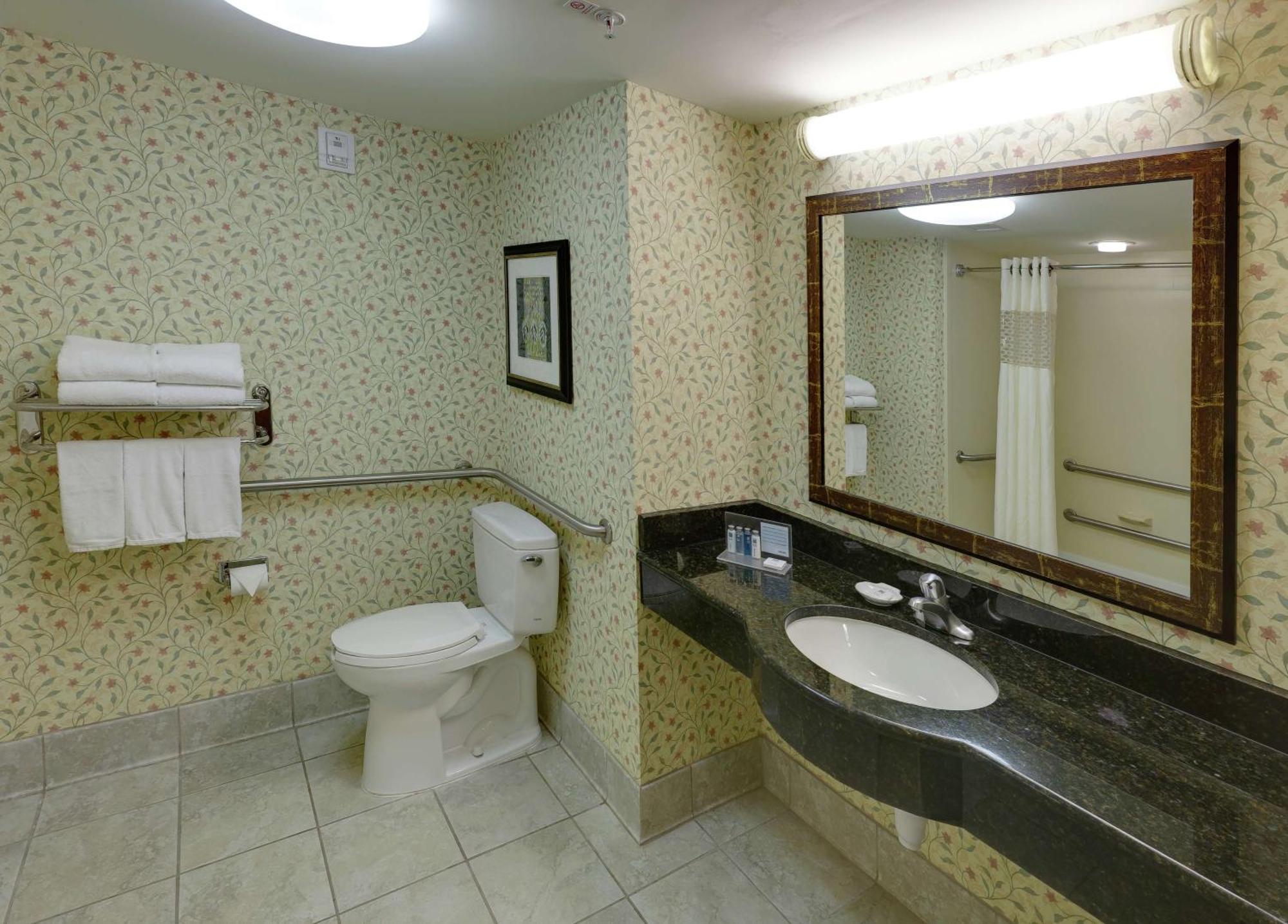 Hampton Inn & Suites Columbus Polaris Bagian luar foto