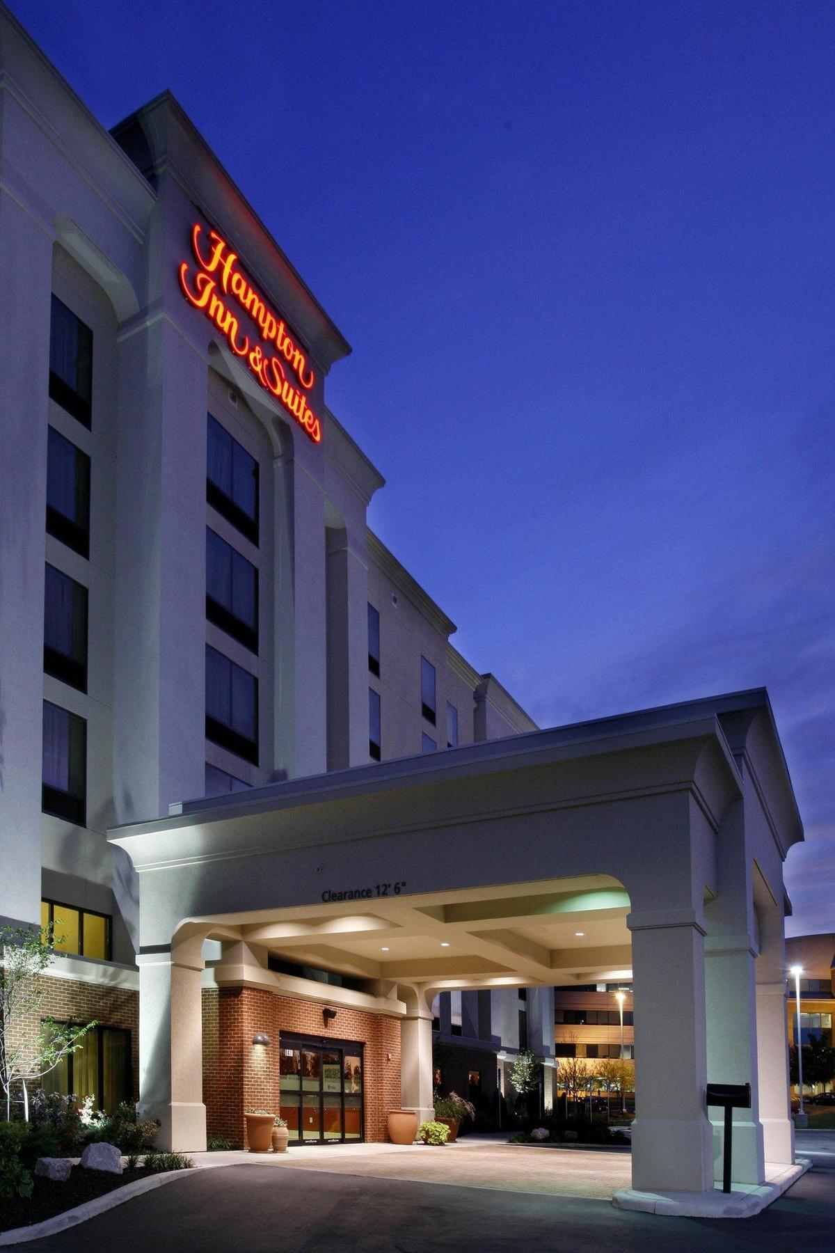 Hampton Inn & Suites Columbus Polaris Bagian luar foto